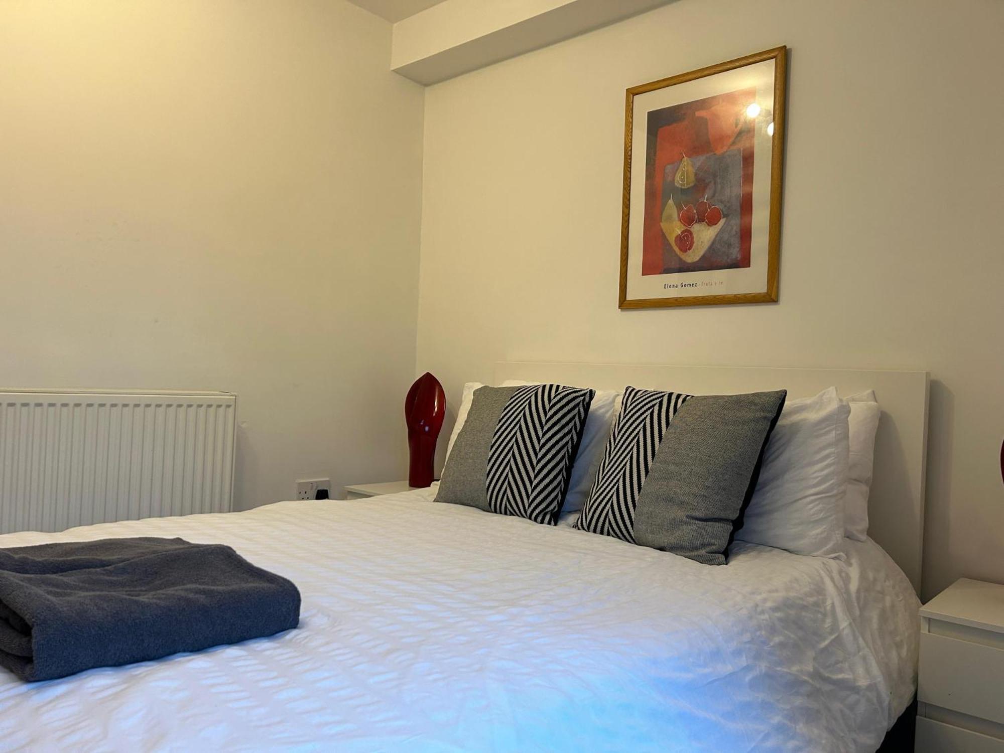 Lovely Serviced Apartment, Free Parking, Oxford Ngoại thất bức ảnh
