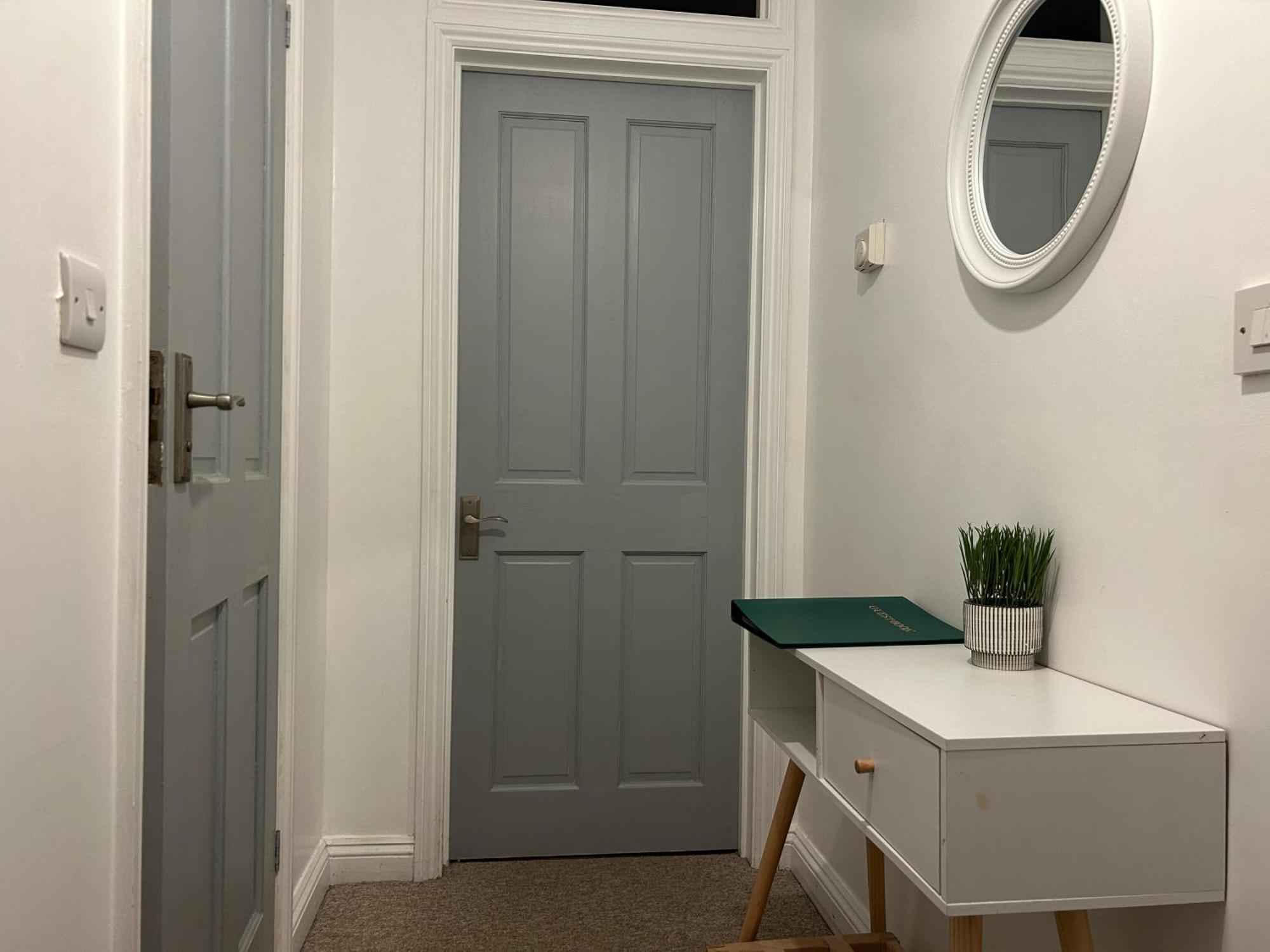 Lovely Serviced Apartment, Free Parking, Oxford Ngoại thất bức ảnh